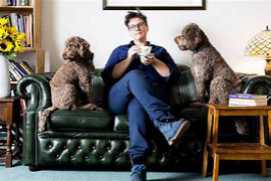 Hannah Gadsby: Something Special 2023